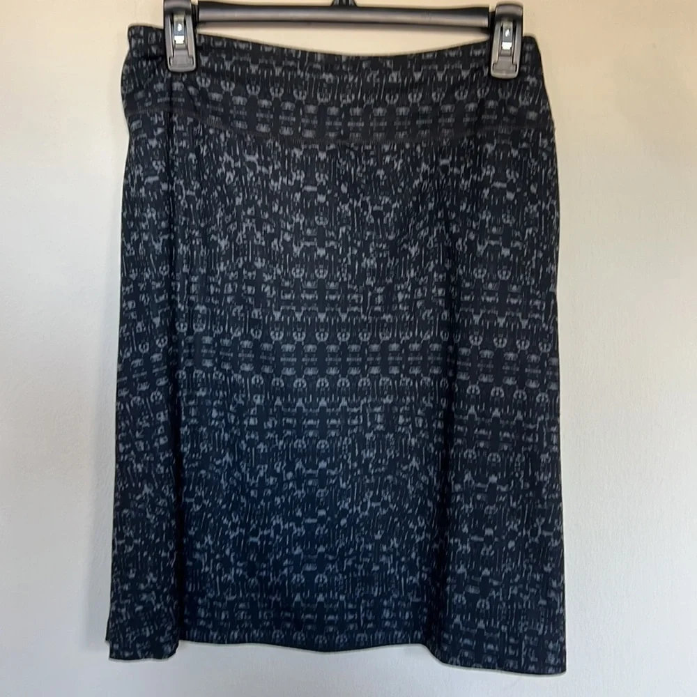 Mountain Hardware Skirt - Picture 3 of 6